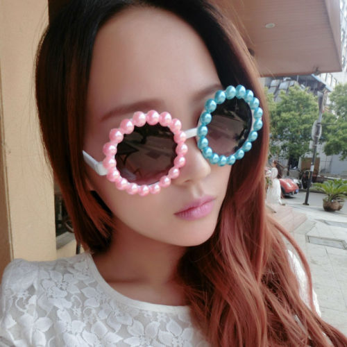 Cool Pink Blue Large Pearl Round Frame Handmade Sunglasses