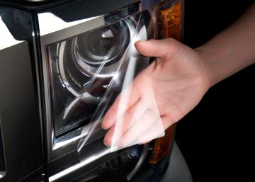 CLEAR BRA INSTALLER PAINT PROTECTION FILMS