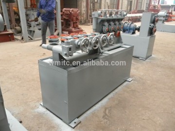 Steel wire straightening machine