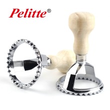 6.5cm Aluminum dumpling wrapper cutter Ravioli stamp pasta maker round