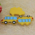 Vente chaude Mignon Design De Mode Jaune Mignon Mini Bus Dos Plat Résine Perles Autocollants Kawaii pour Réfrigérateur Mobile Téléphone Scrapbook