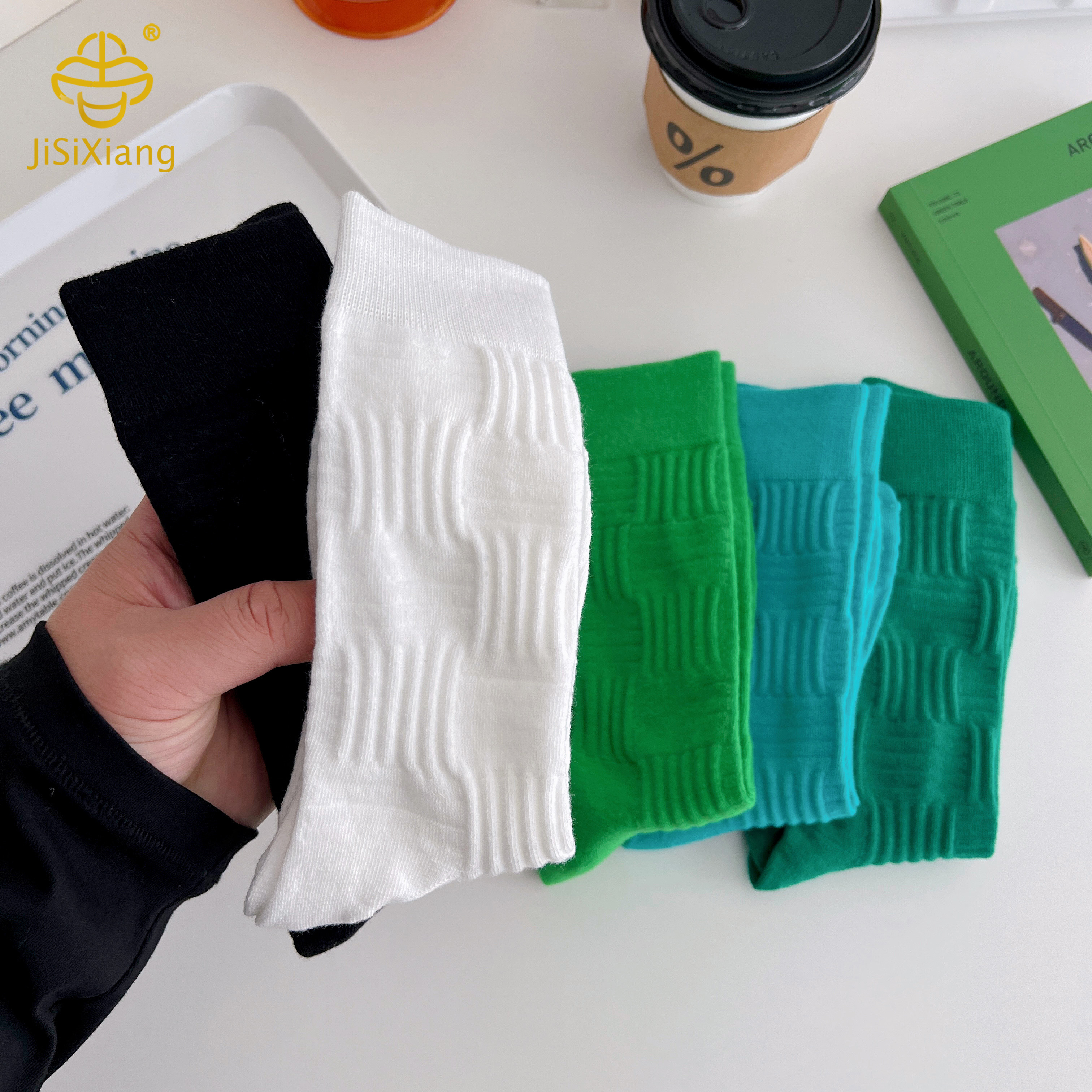 학생을위한 한국의 검은 색 단색 하이 튜브 스포츠 양말 Korean black solid color high tube sports socks for students