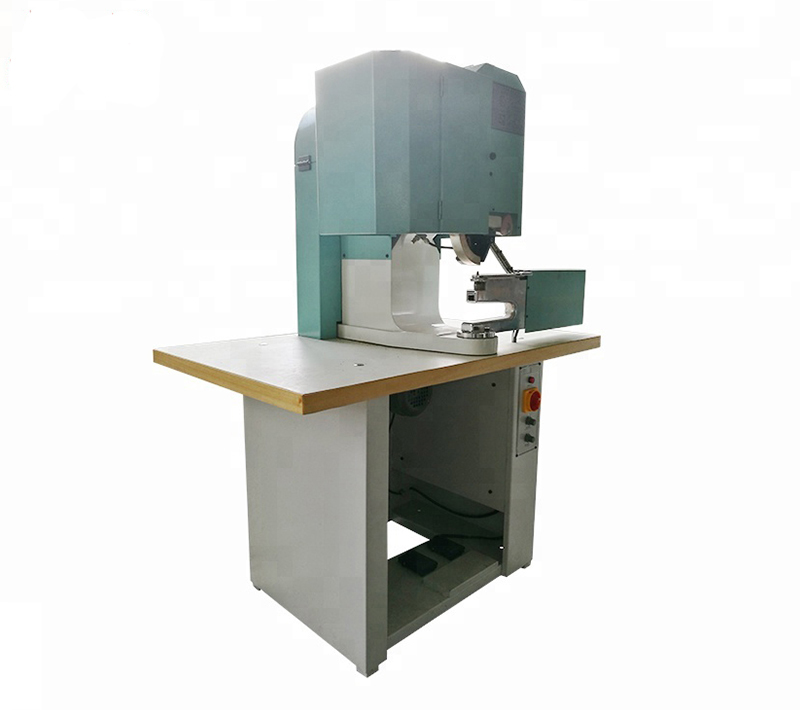 JD-918 Automatic D-Ring Button Riveting Machine (4)