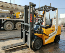 Refurbished TCM FD30 3 Ton Used Japanese Forklift with Original Engine