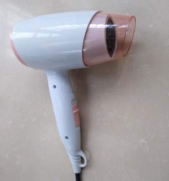 New Designed Family Using Wonderful Travel Hairdryer