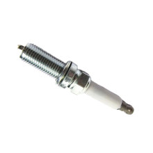 High Quality Spark Plug YOUPARTS LR025605 12647827 9A6G12405AA for Changan Ford, Chevrolet Challenger Coupe, FORD GT 2017-VW