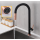2021 robinets d&#39;évier coulissants dorés de luxe tirez le robinet de cuisine noir mat avec pulvérisateur rétractable