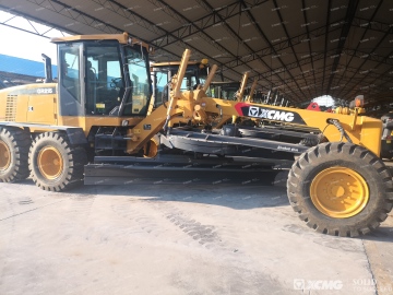 Second Hand Grader Motor Machine XCMG GR215 graders