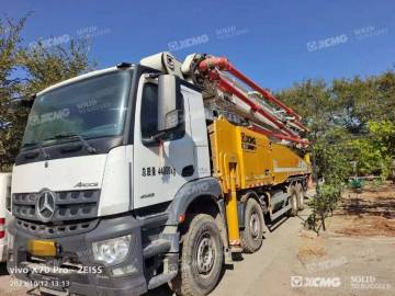 2020 Used Concrete Pump Truck HB62V Concrete Pump Prices