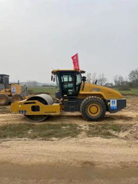 Used XCMG XS265H single steel roller