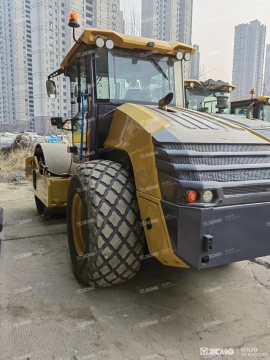 XCMG second hand road roller XS125 for sale