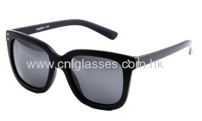 Wholesale brand wayfarer sunglasses made in Shenzhen eyewear factory