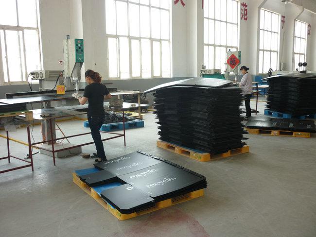 Collapsible PP Coroplast Sheets Coroplast Bins For Recycling High Impact