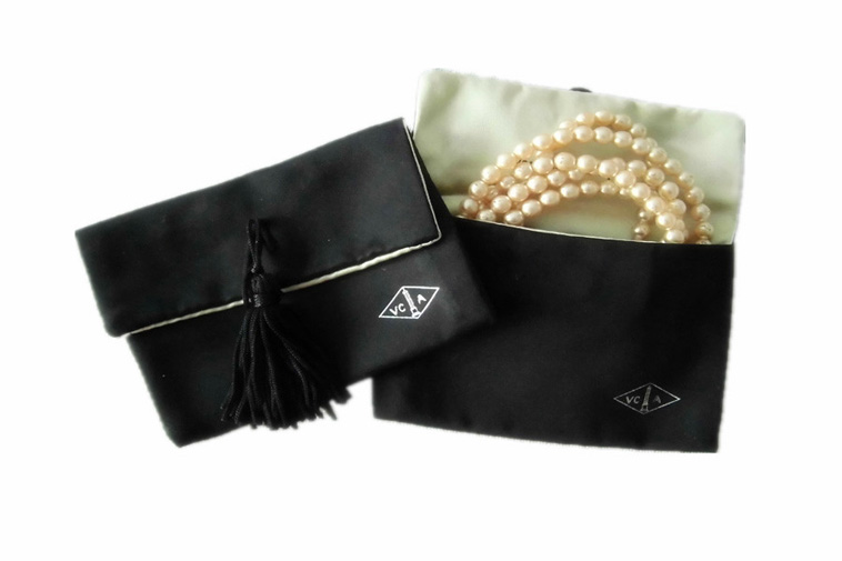 Elegant Taffeta Jewelry Snap Pouches Polyester With Tassel