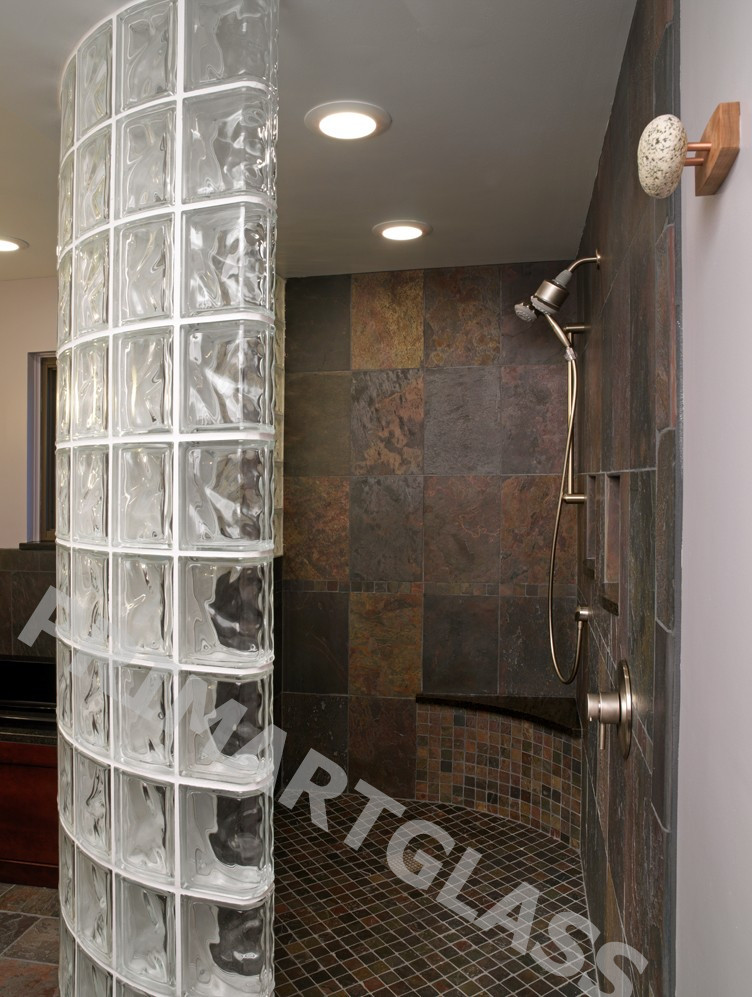 Cast Glass Shower Partition With Classic Design For Villa Decoration