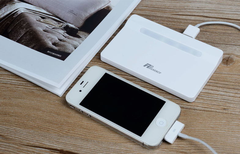 White 4000mAh Lithium Polymer Double USB Nokia / Blackberry Power Bank 5V