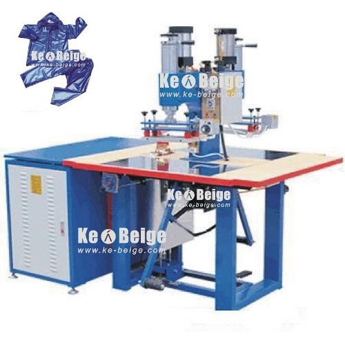 Pheumatic High Frequency Welding Equipment For PVC Raincoat Welding