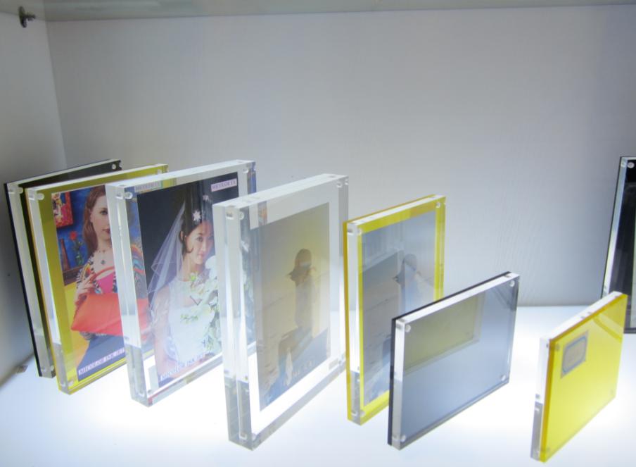 Commercial custom acrylic products , personalized plexiglass photo frame