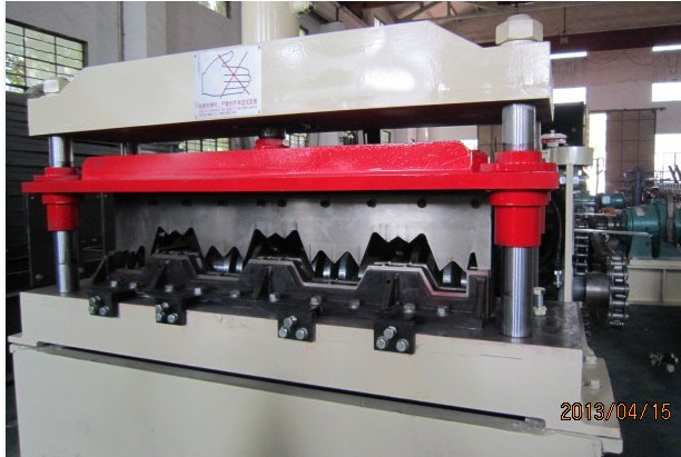 Galvalume Steel Wall Panel Forming Machine , Cold Roll Forming Equipment