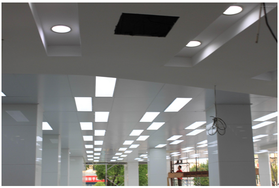 800lm 10W Indoor Round LED Panel Light Recessed With Edge Lighting