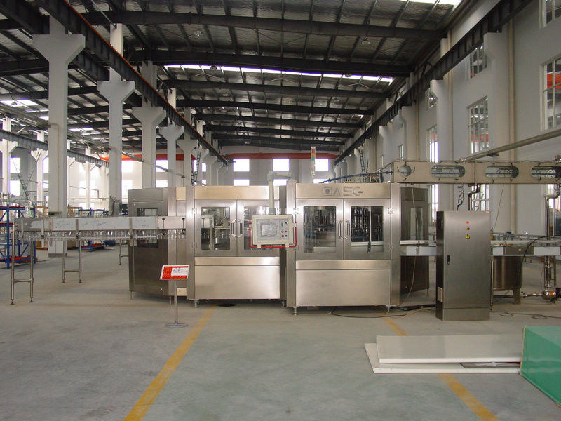 3 In 1 Automatic Liquid Filling Machine Mineral Water Production Line