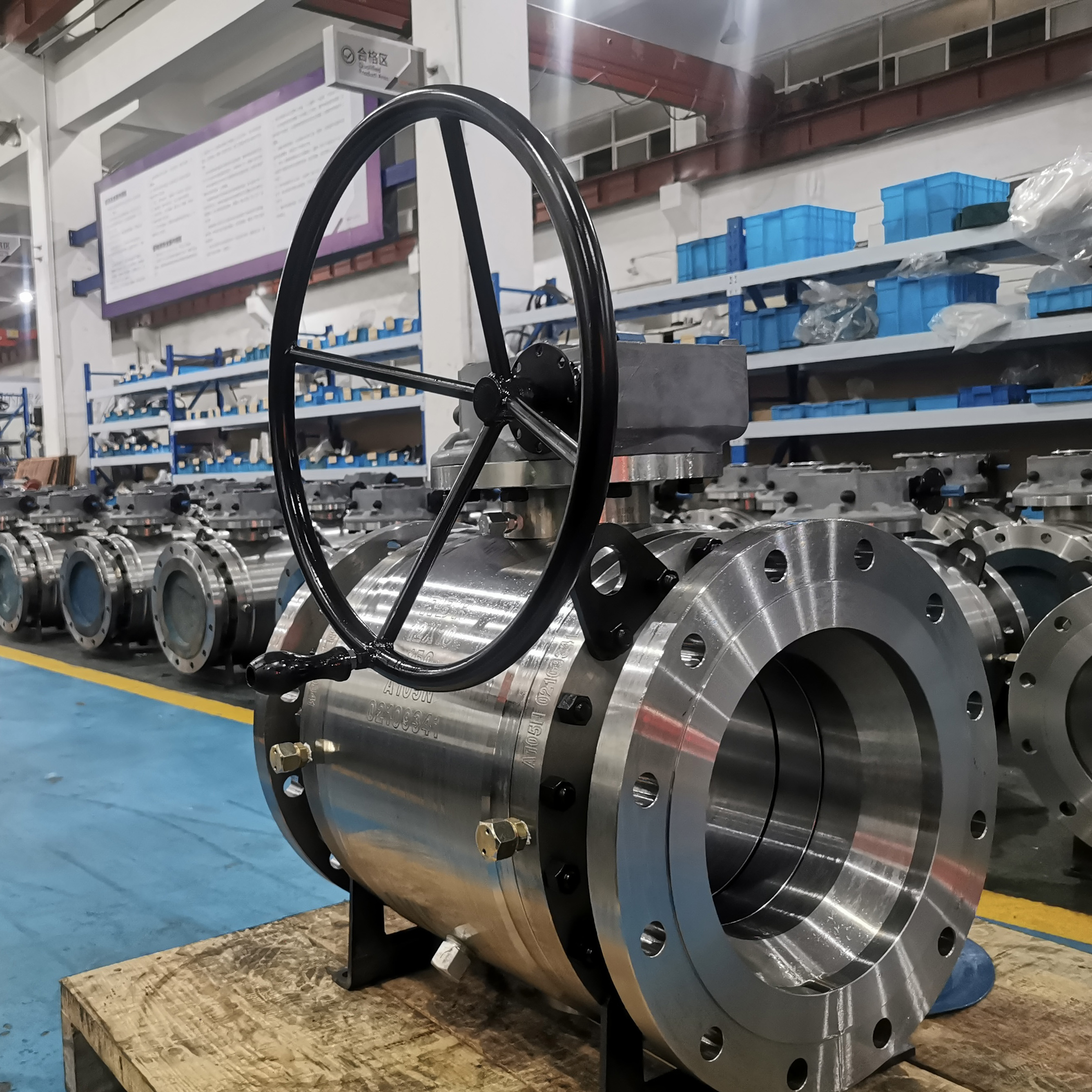 Injap bola dipasang trunnion