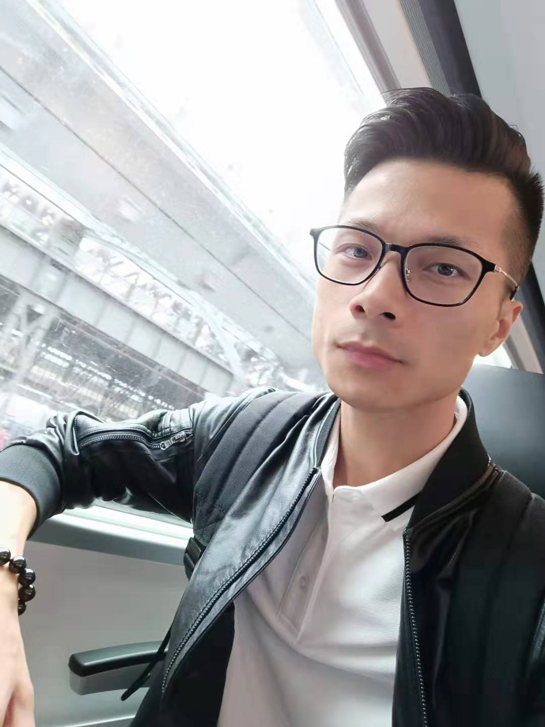 BAO WEIJIANG