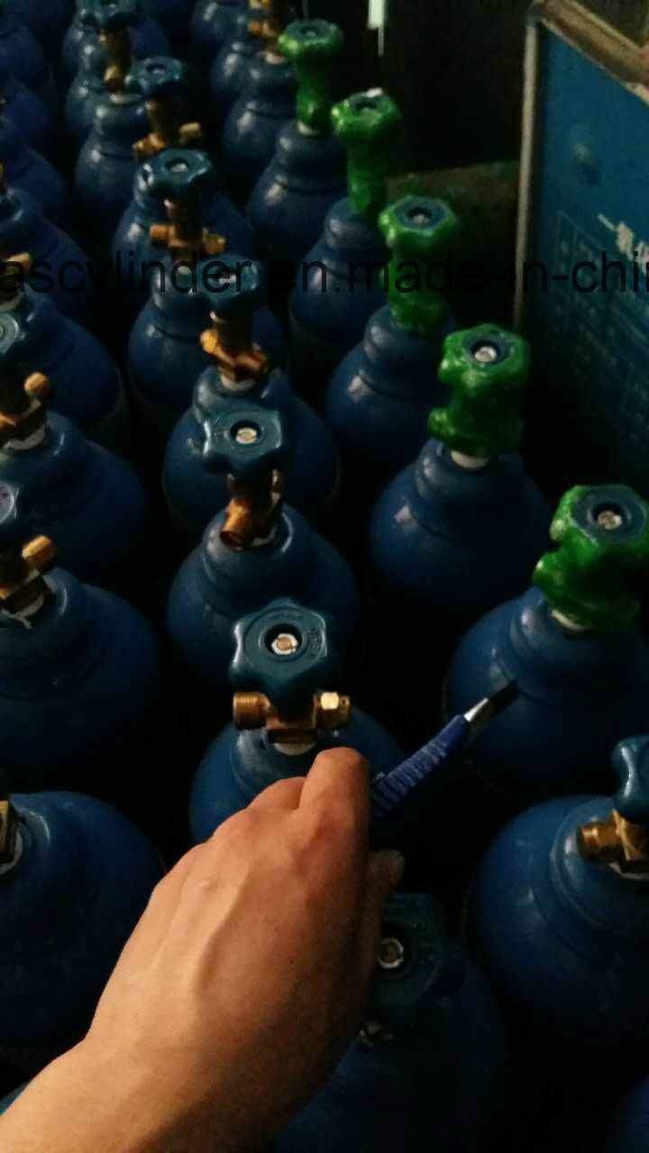 99.9% N2o Gas Filled in 2L Cylinder Gas with Valve
