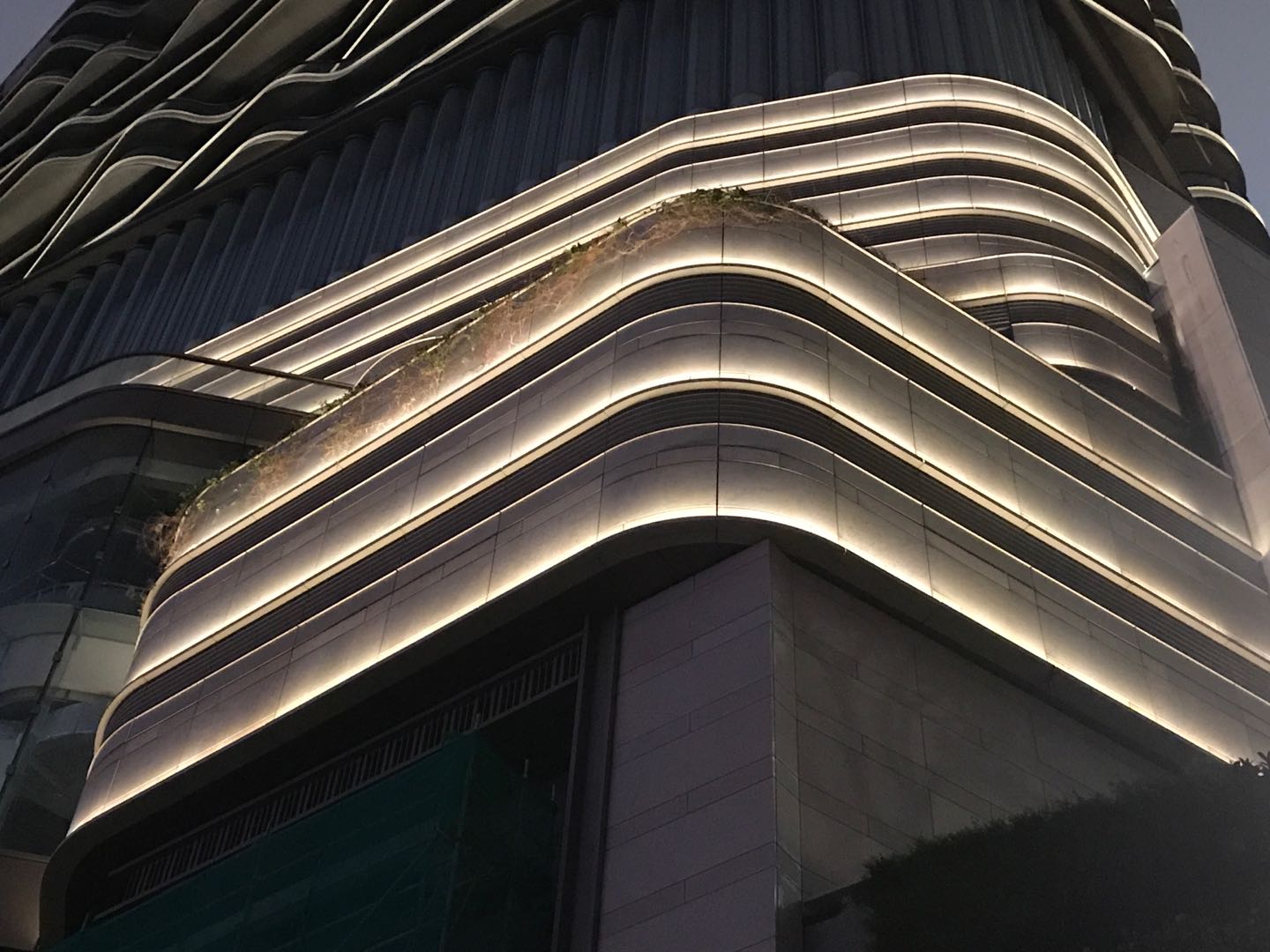 outdoor facade outline tube light building facade lighting