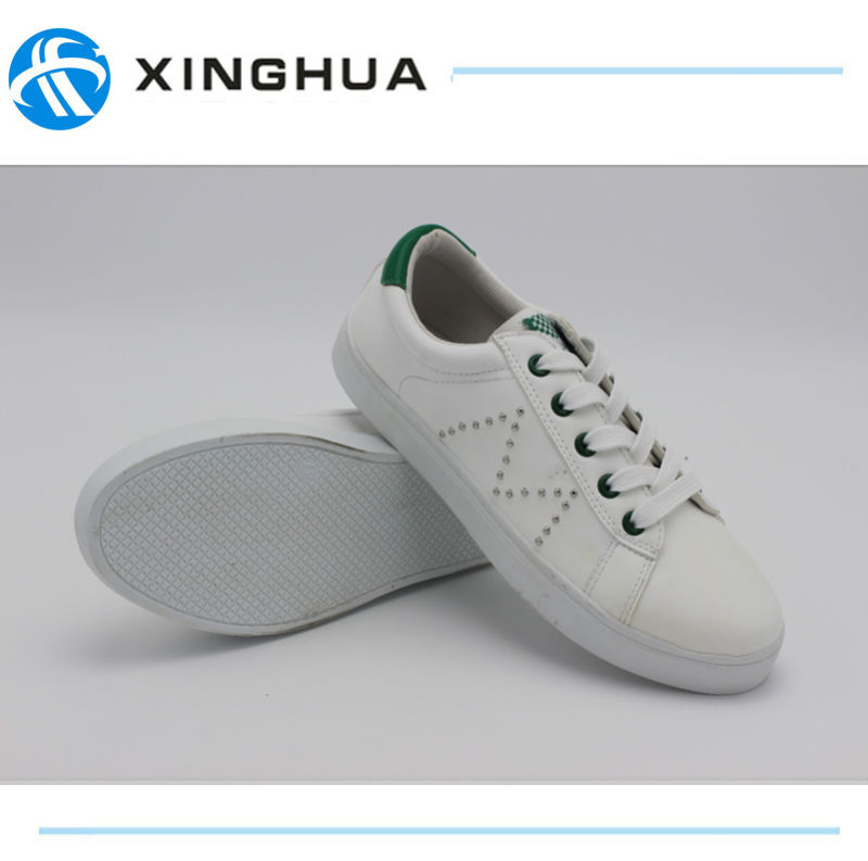 Small White Popular Casual Shoes