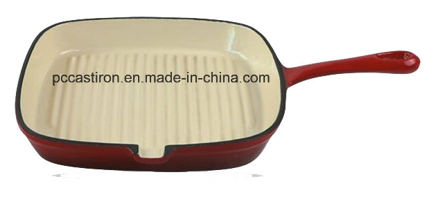 China Cast Iron Frypan with Enamel Finishing in 26cm Dia