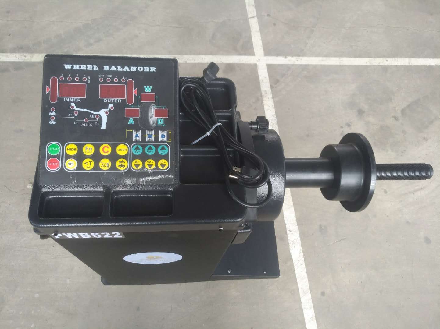 Équilibreuse de roue de voiture Car Wheel Balancer