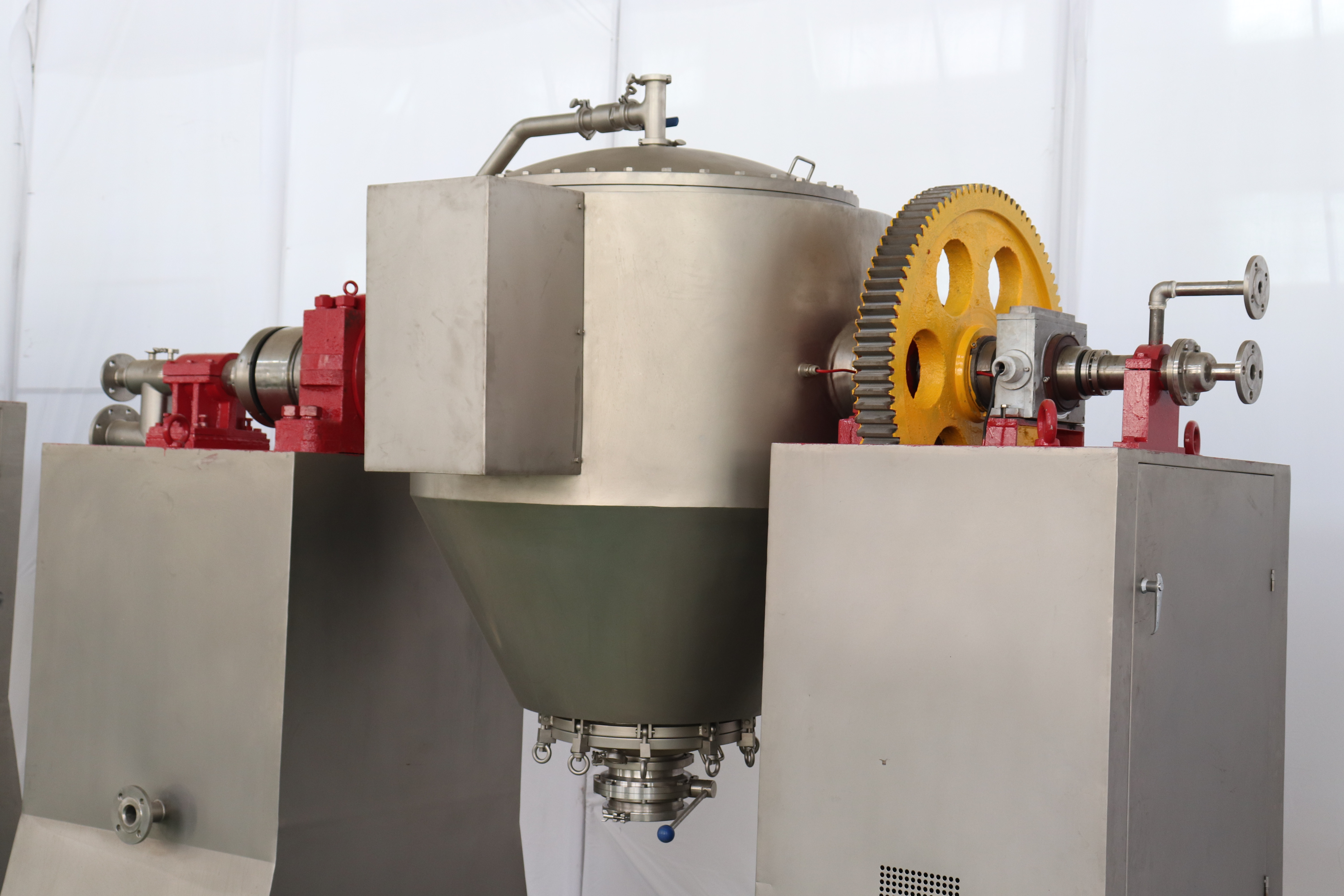 Rotationstrockner mit Klingen Rotary Dryer With Blades