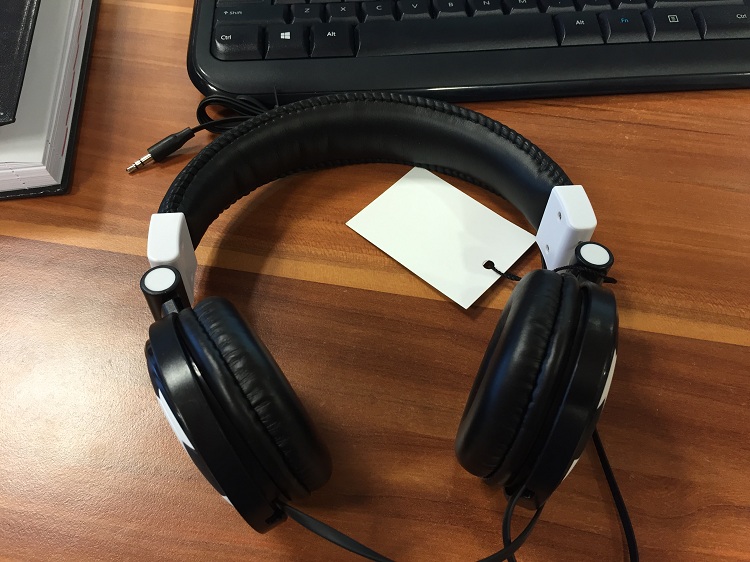 Wired over head headphone