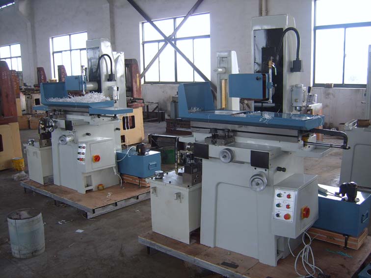 Auto Hydraulic Precision Surface Grinding Machine (MY820 Table Size 200x500mm)