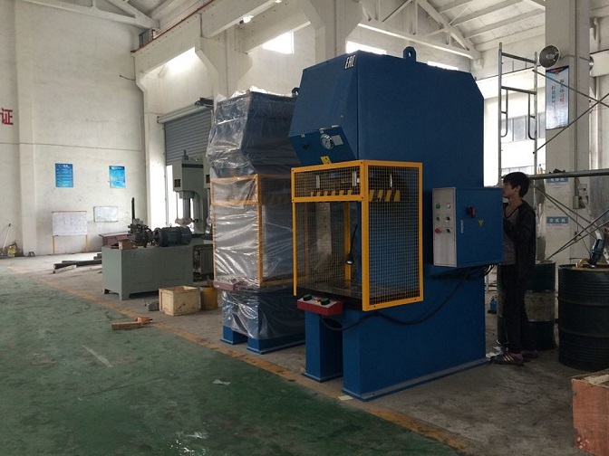 Manufactory Mvd 2015 New Product 60 Tons C Frame Hydraulic Press