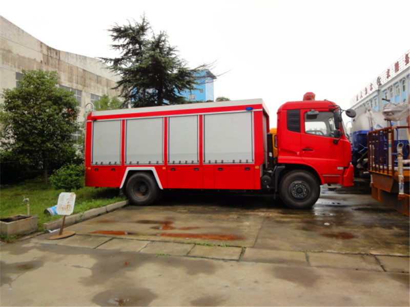 5m3 Water Tank Foam Use Fire Fighting Truck for Sale