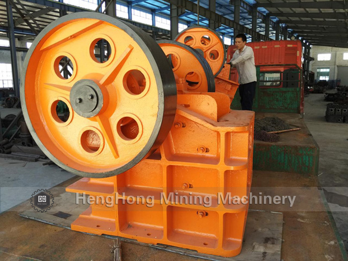 Mining Equipment Machinery Jaw Magnetic Ore Crusher