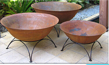 Rust or Painting Garden Patio Fire Pit / Fire Bowl