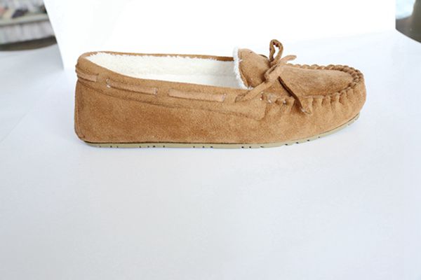 Woman's Loafer Shoes with Tied in a Bow