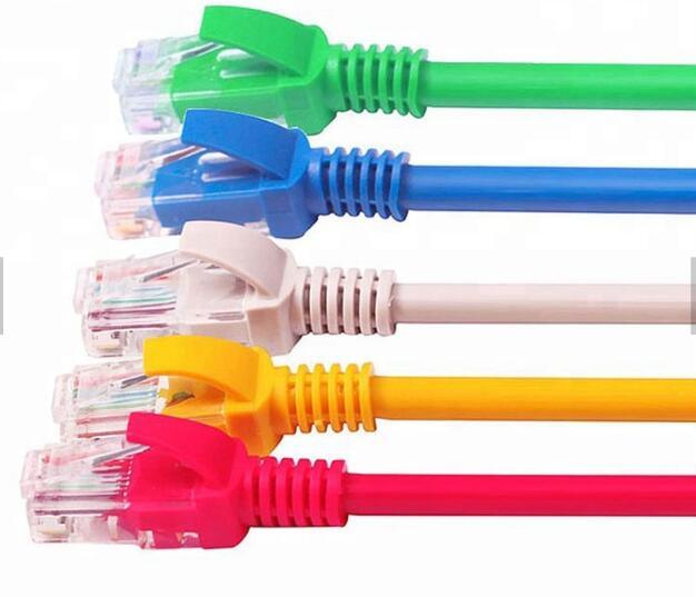 Gato. Cable de conexión de cable LAN 5e / 6 UTP 4 pares 24AWG
