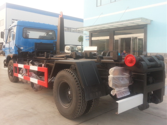 4X2 10t 10cbm Hydraulic Lifter Garbage Truck