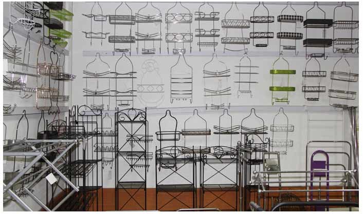 Fornecedor de cabina de chuveiro de arame de metal na China Fabricante de rack de banheiro de fábrica