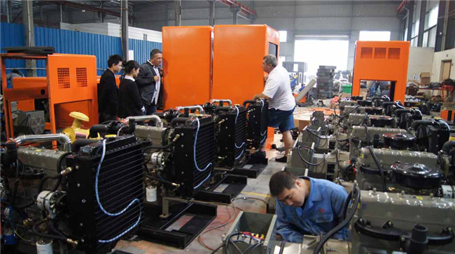 Factory Price 6CTA8.3-G2 Silent Diesel Generator Set with ISO Approved