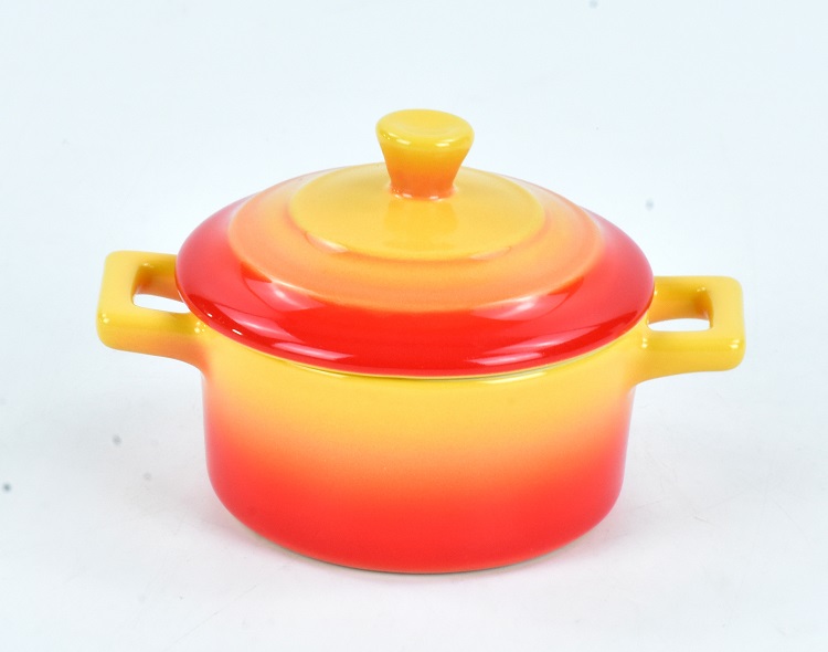 Soup Pot with Lid