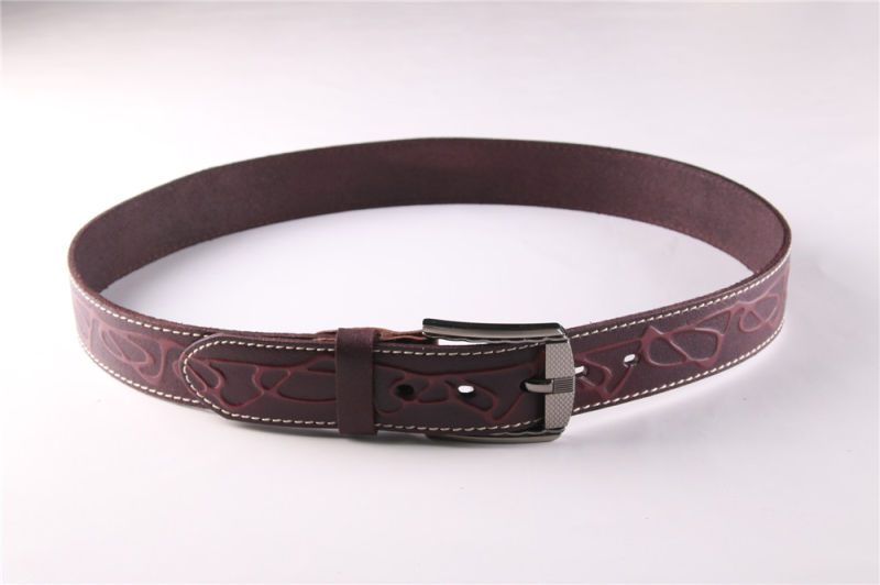 Fashion Men's Leather Belt with Embossed Patterns