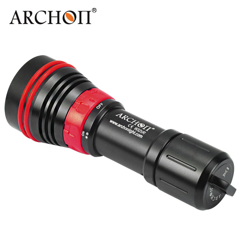 New Arrival W32vr 5 mm Toughened Glass Convenient One-Hand Rotary Magnetic Switch 2000 Lumens Multifuntion Diving Video Light