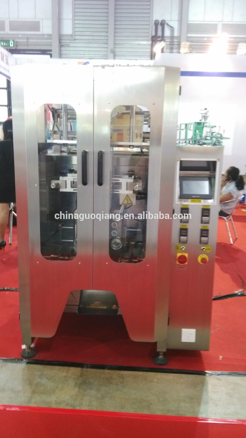 standing pouch packaging machine