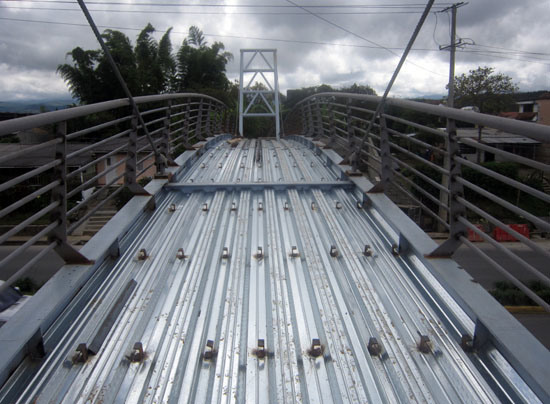 Feuille de Decking en acier formant la machine pour le bâtiment commercial