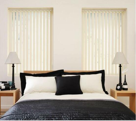 High Quality Wooden Venetian Blinds / Curtains